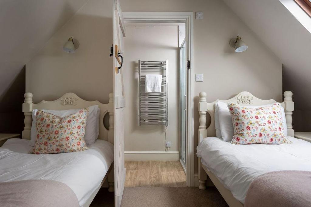 Stanway House, 8 Bedroom, 8 Bath チェルトナム エクステリア 写真